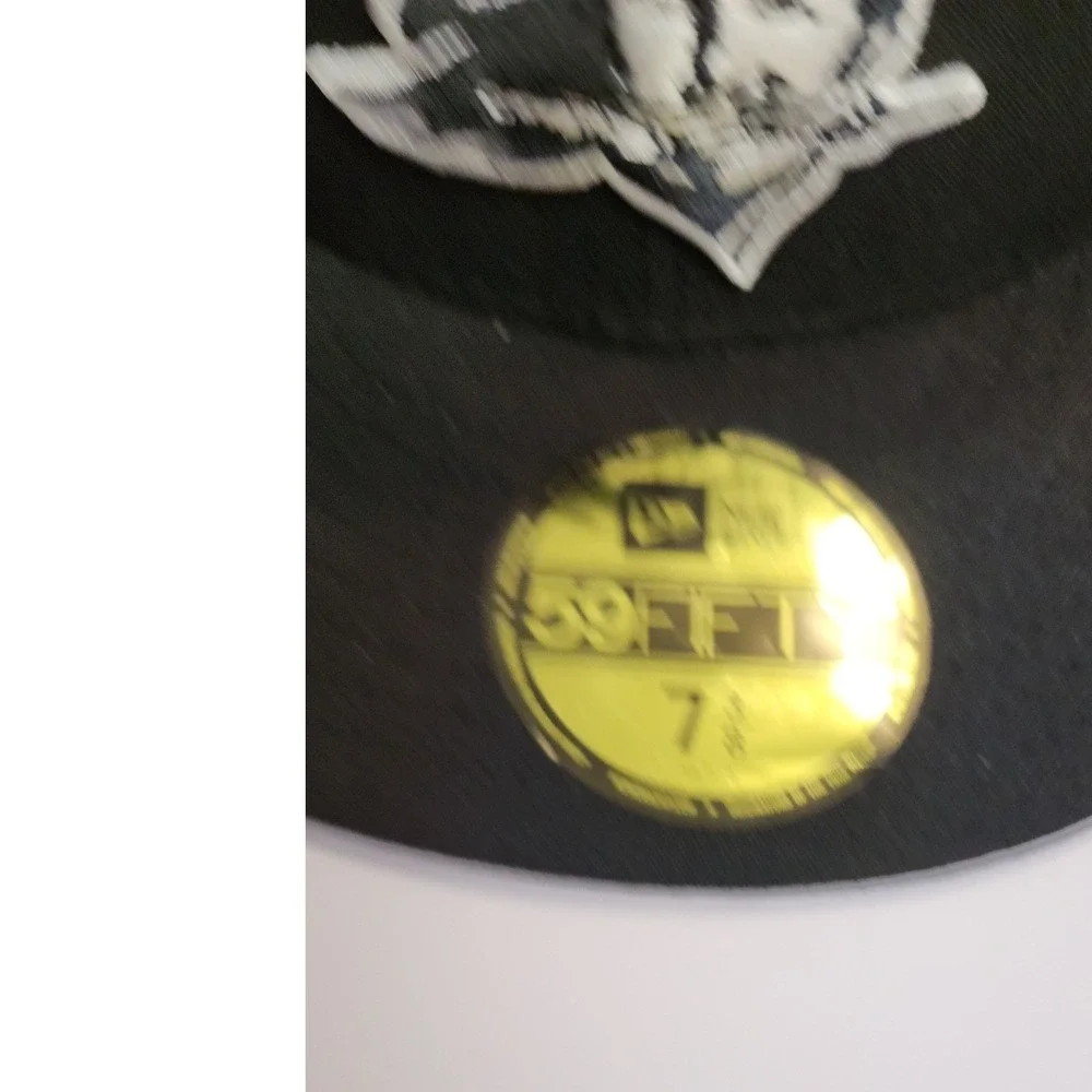New Era 59FIFTY Tampa Bay Buccaneers Bucco Bruce Fitted Hat 7 3/8 Black NFL Cap